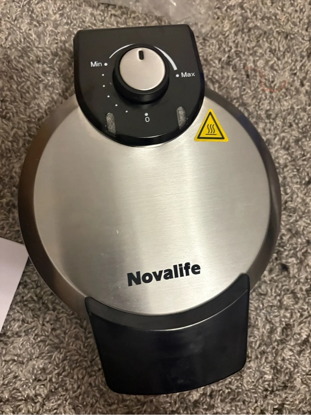 Round Silver Electric Waffle Maker - Black Nonstick Plates